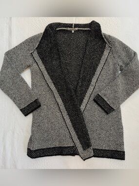 Maryline Women’s Black Gray Open-Knit Wool Blend Cardigan Made in Italy Size L